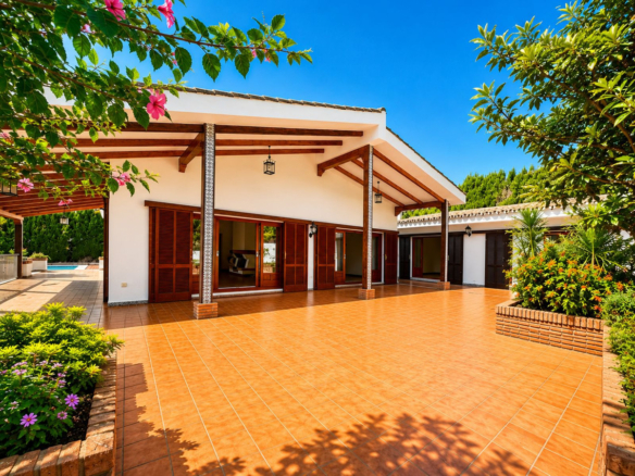 Villa for sale in Marbella