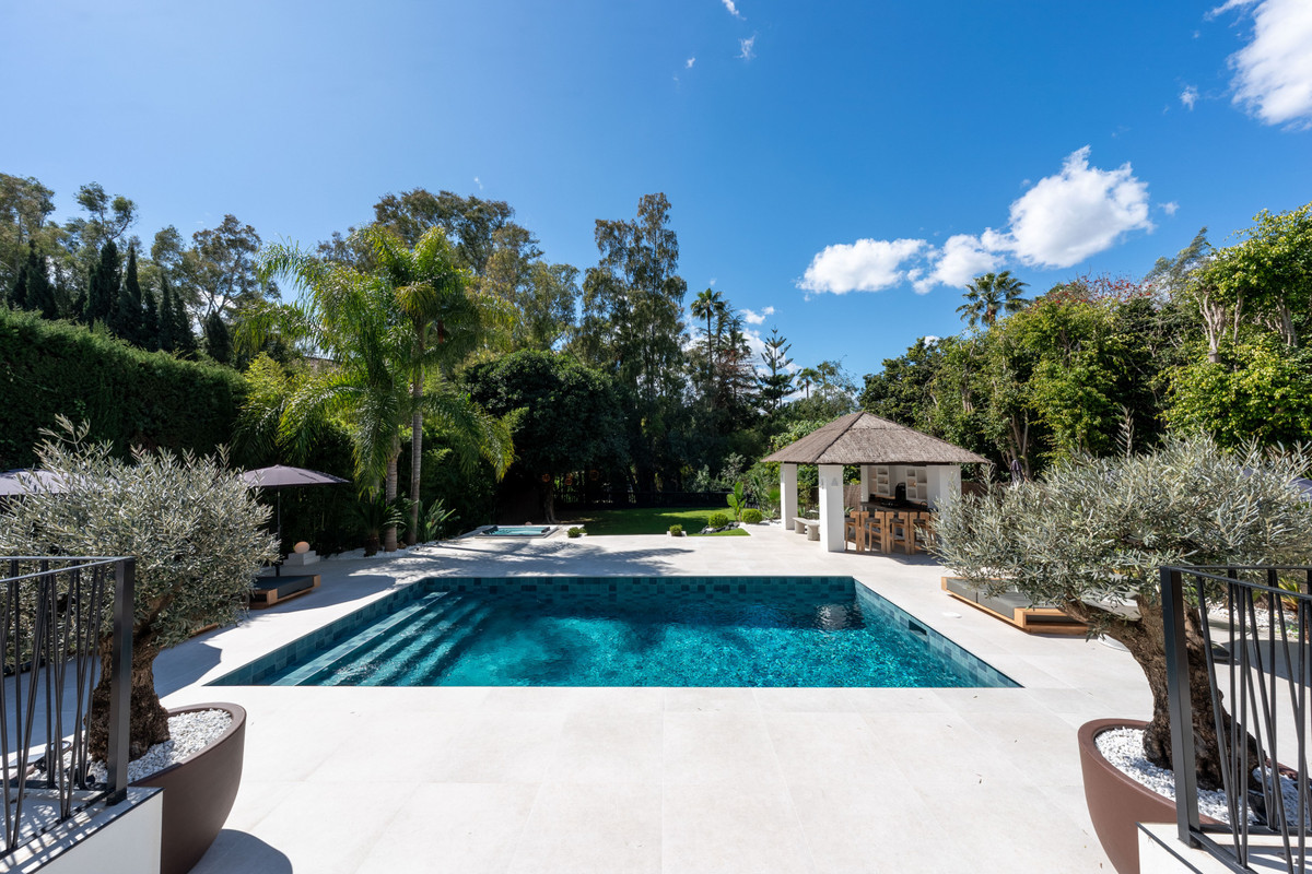 Villa for sale in Marbella