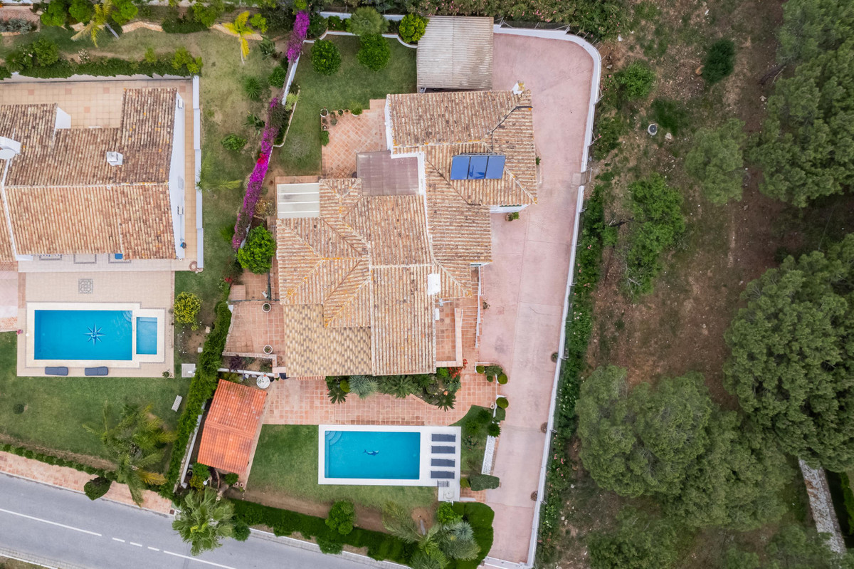 Villa for sale in Mijas