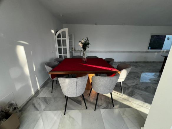 Villa for sale in Mijas