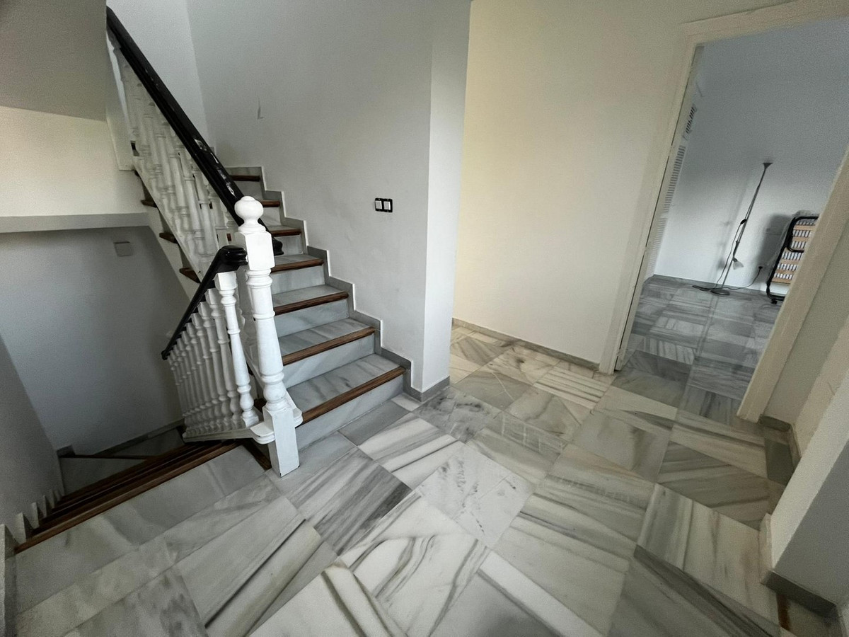 Villa for sale in Mijas