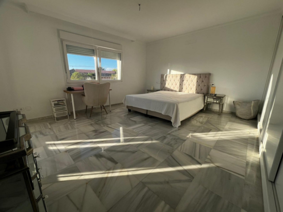 Villa for sale in Mijas