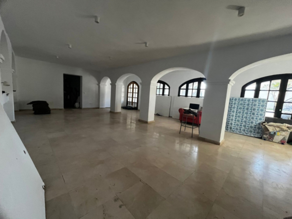 Villa for sale in Mijas