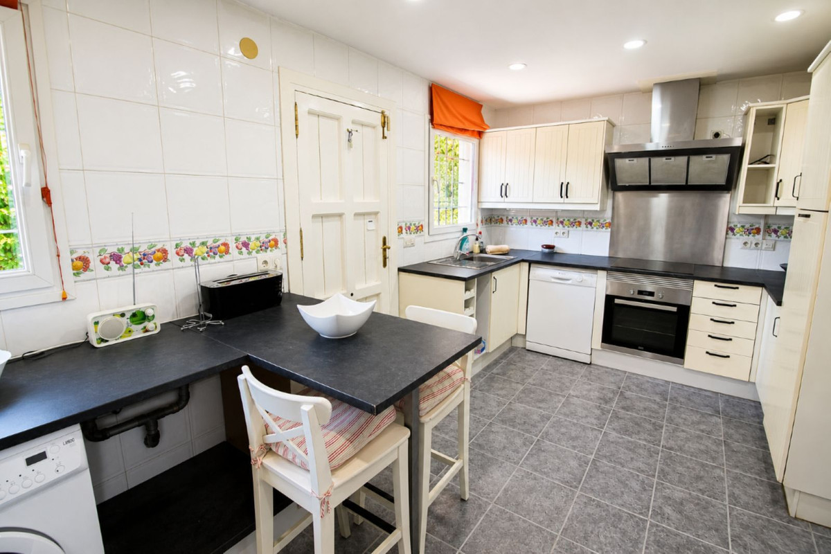 Villa for sale in Mijas
