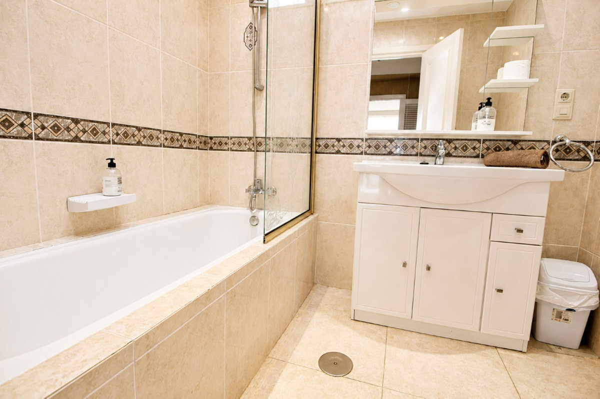 Villa for sale in Mijas