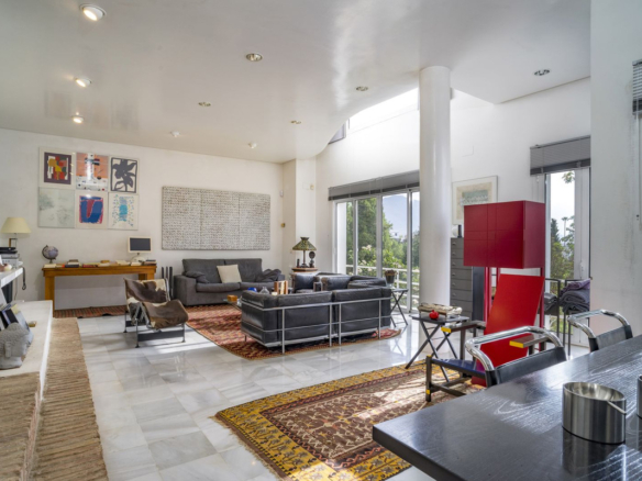 Villa for sale in Mijas