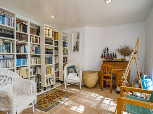 Villa for sale in Mijas