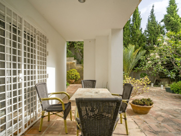 Villa for sale in Mijas