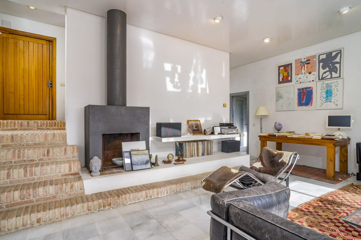 Villa for sale in Mijas