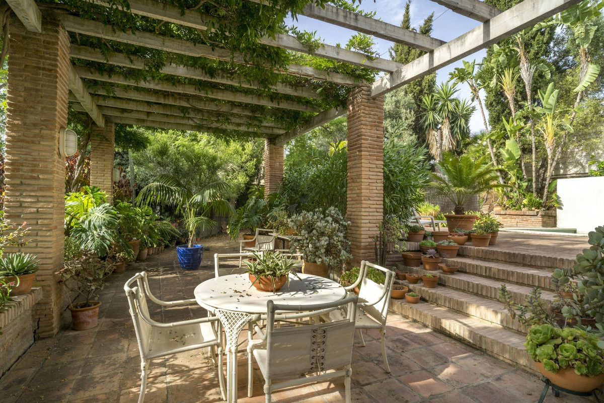 Villa for sale in Mijas