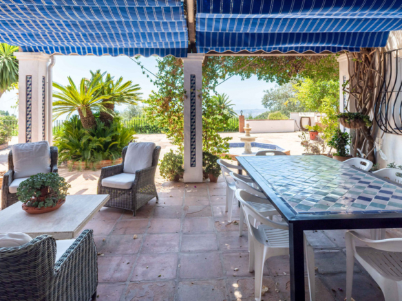 Villa for sale in Mijas