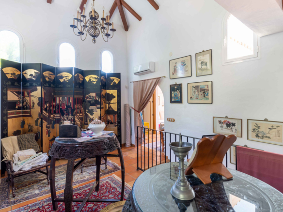Villa for sale in Mijas