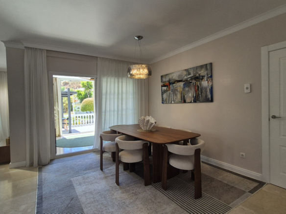 Villa for sale in Mijas