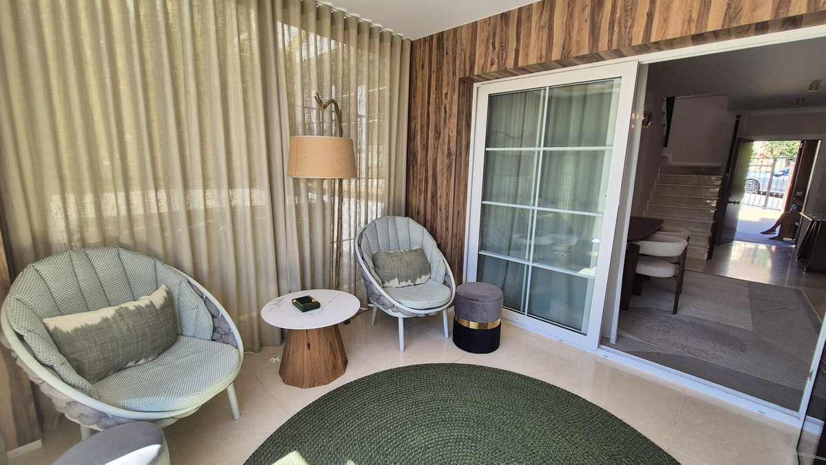 Villa for sale in Mijas