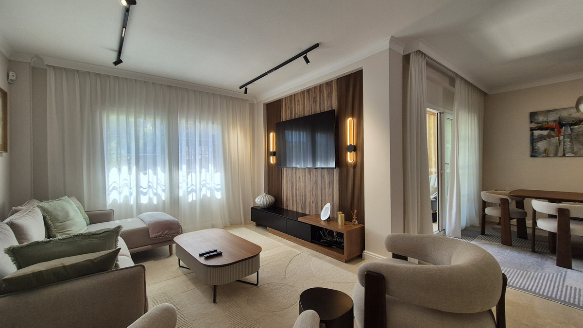 Villa for sale in Mijas