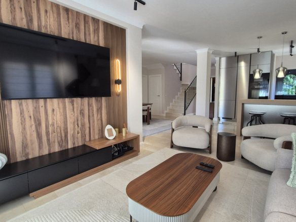 Villa for sale in Mijas
