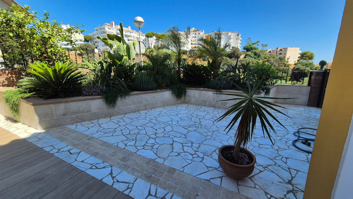 Villa for sale in Mijas