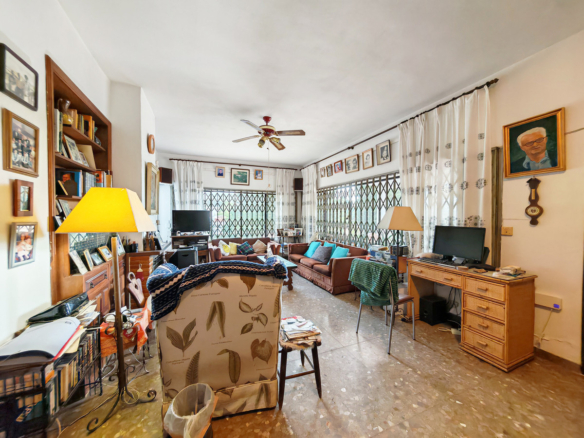 Villa for sale in Mijas