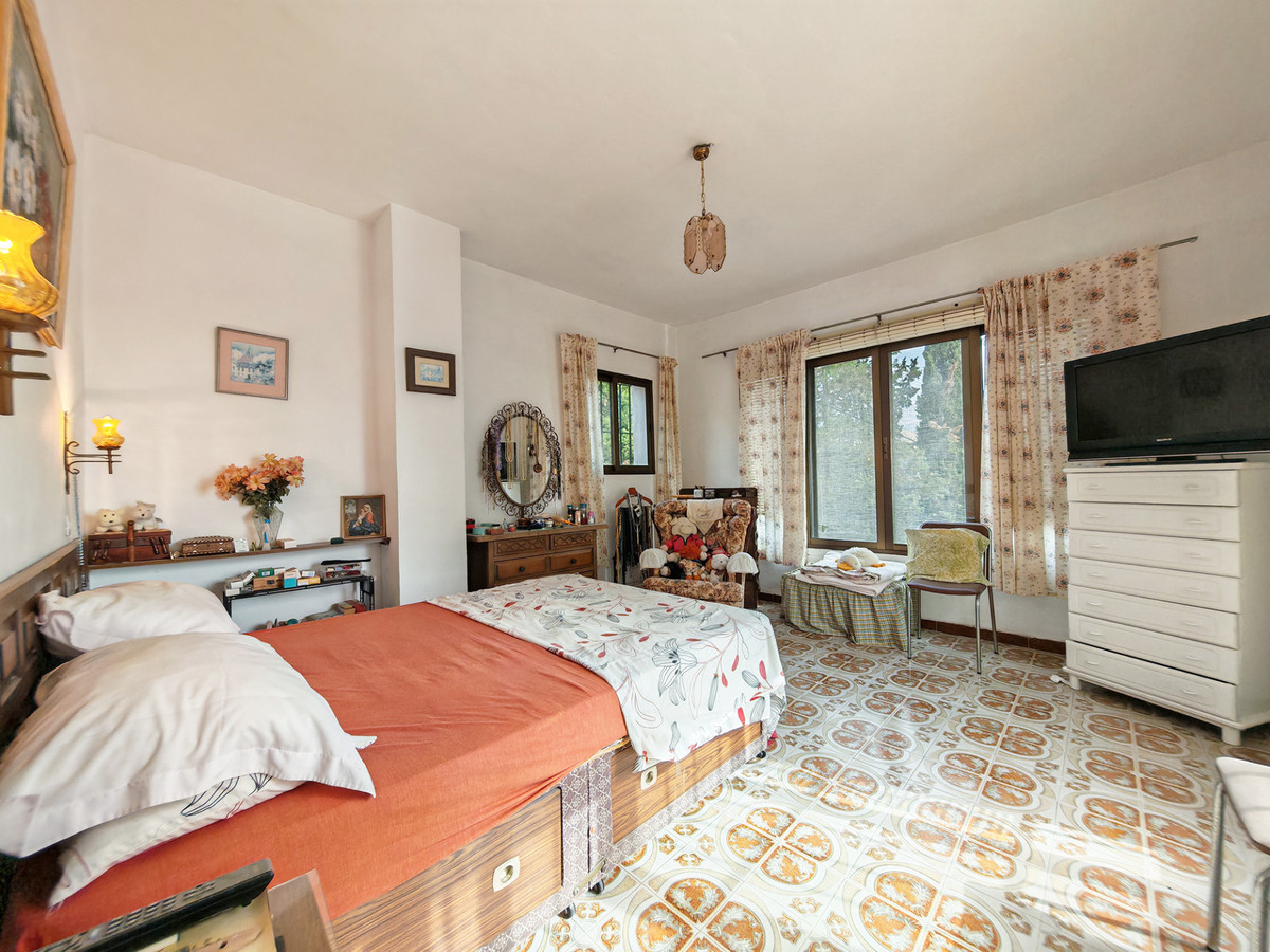 Villa for sale in Mijas