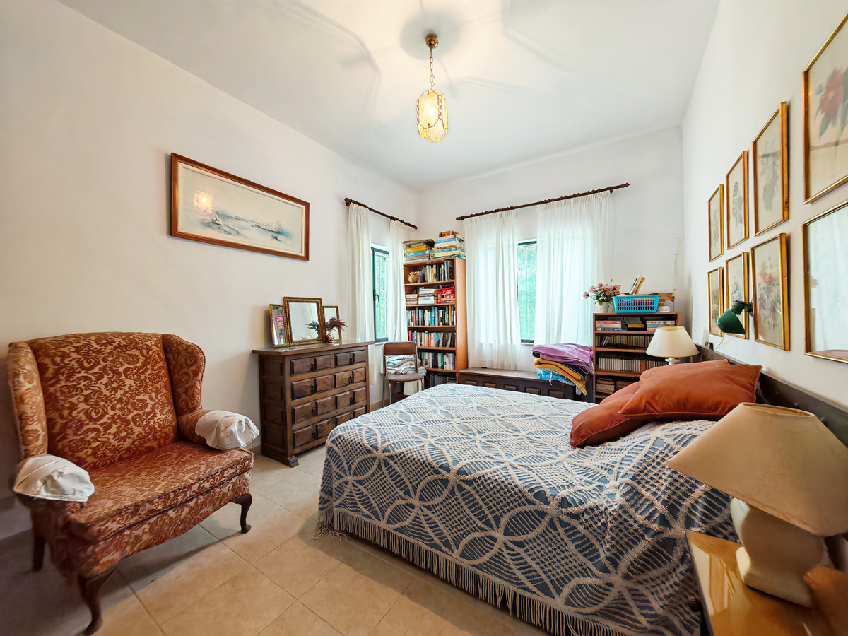 Villa for sale in Mijas