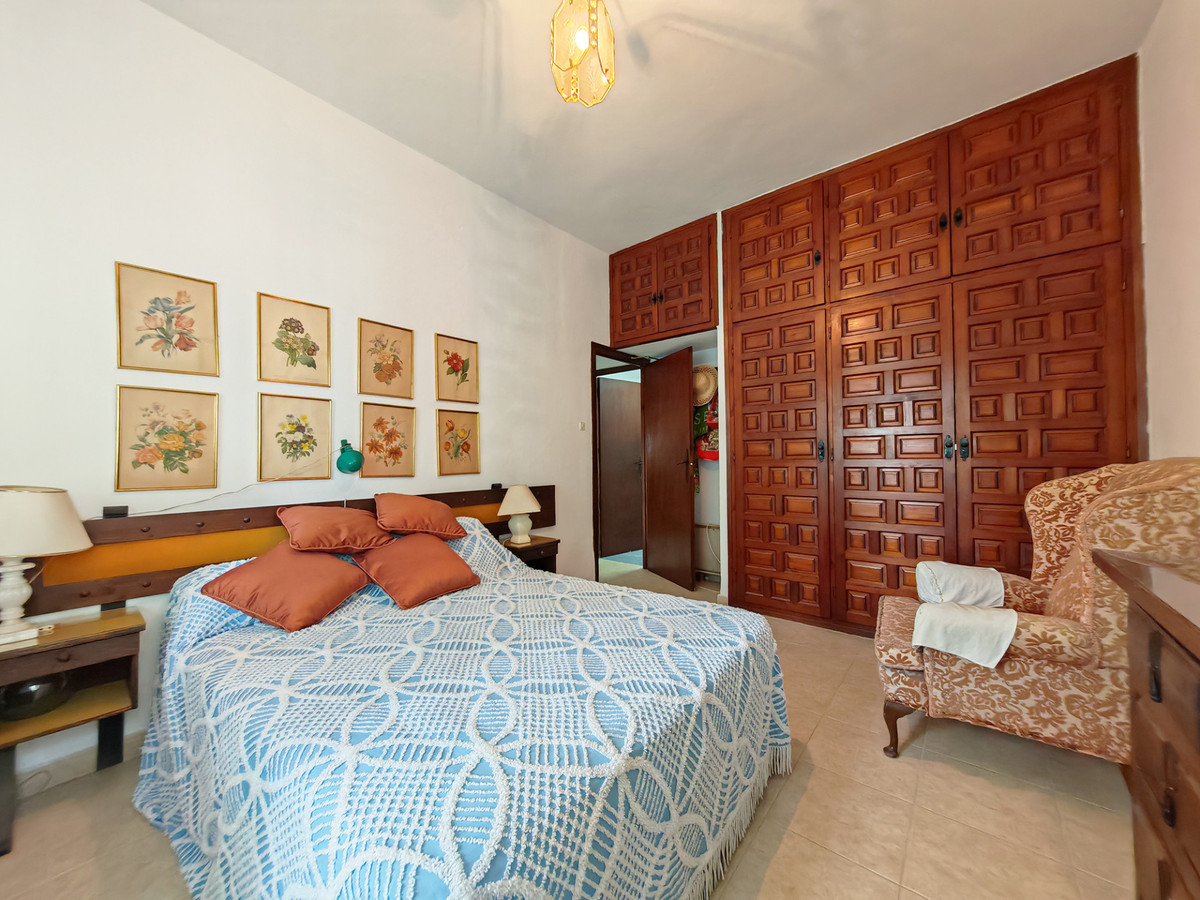 Villa for sale in Mijas