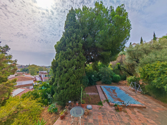 Villa for sale in Mijas