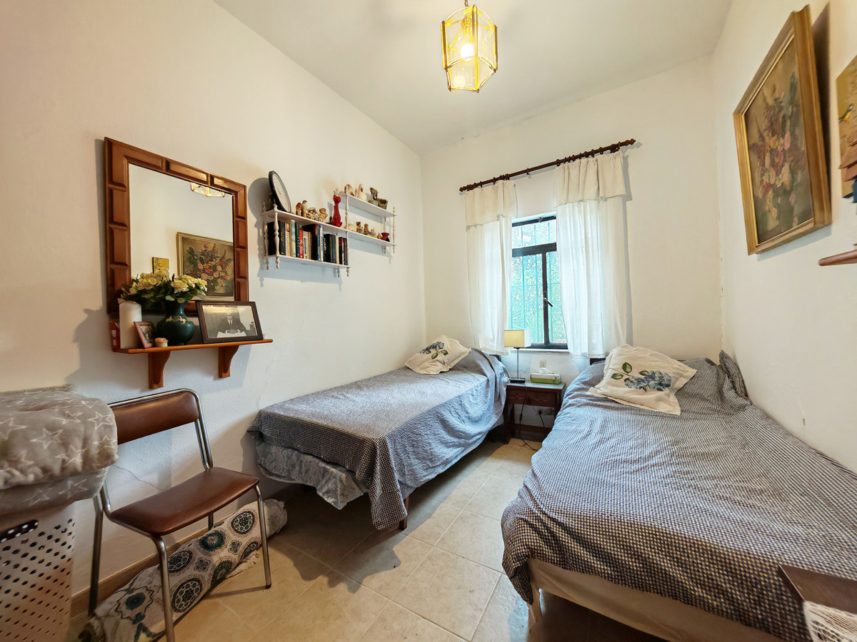 Villa for sale in Mijas