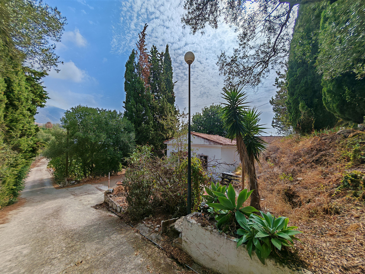 Villa for sale in Mijas