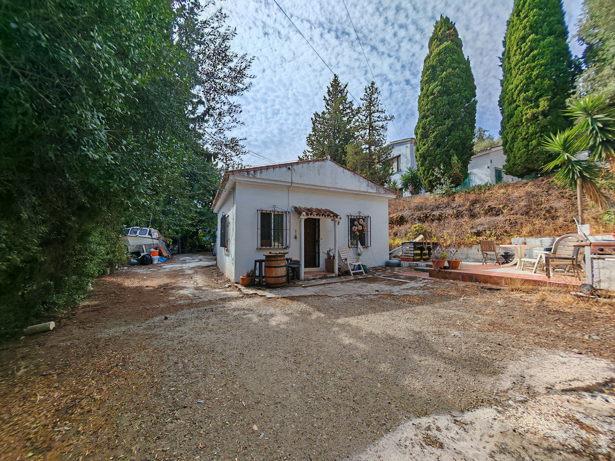 Villa for sale in Mijas