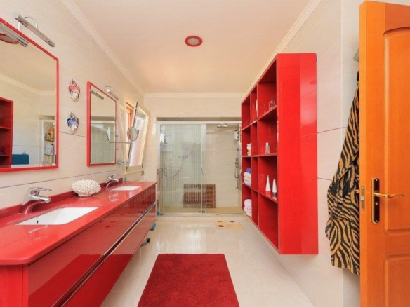 Villa for sale in Torremolinos