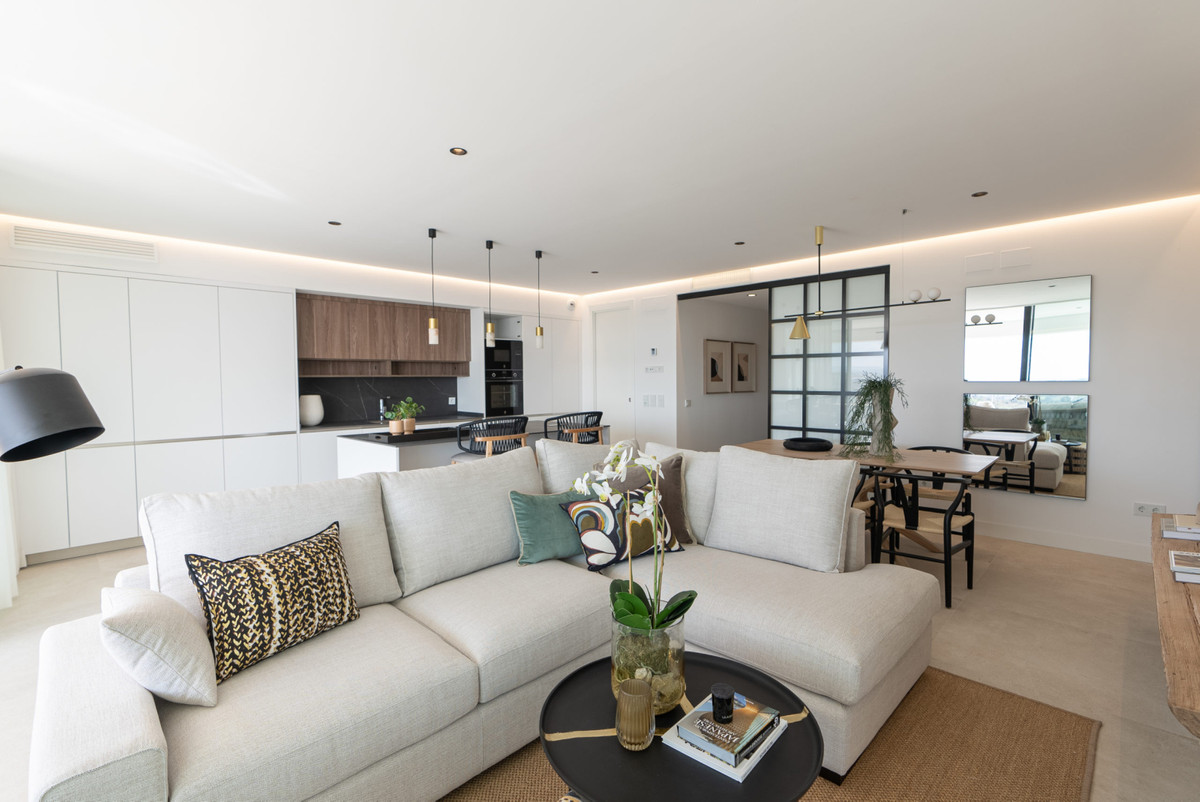 New Apartment for sale in Estepona