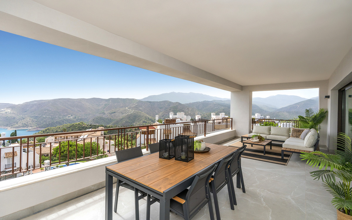 New Penthouse for sale in Istán