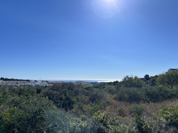 New Villa for sale in Casares