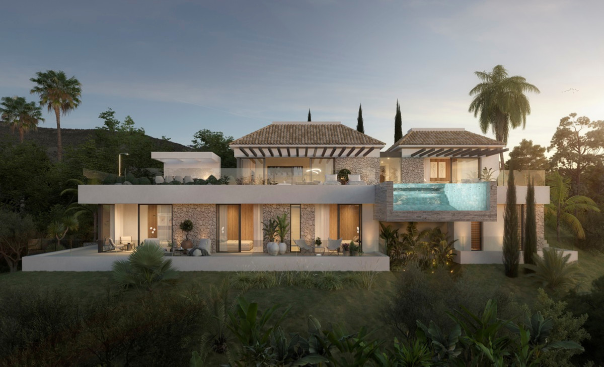 New Villa for sale in Casares