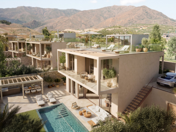 New Villa for sale in Estepona