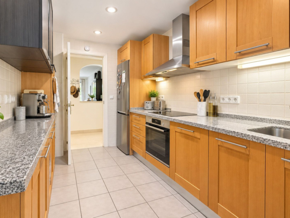 Apartment for sale in Benahavís