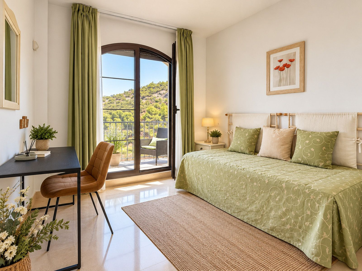 Apartment for sale in Benahavís