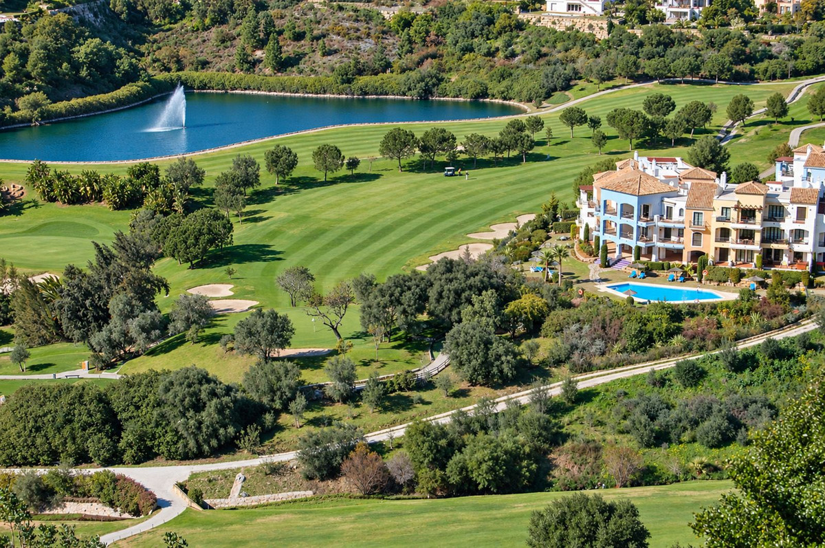 Apartment for sale in Benahavís