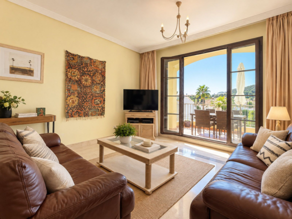 Apartment for sale in Benahavís