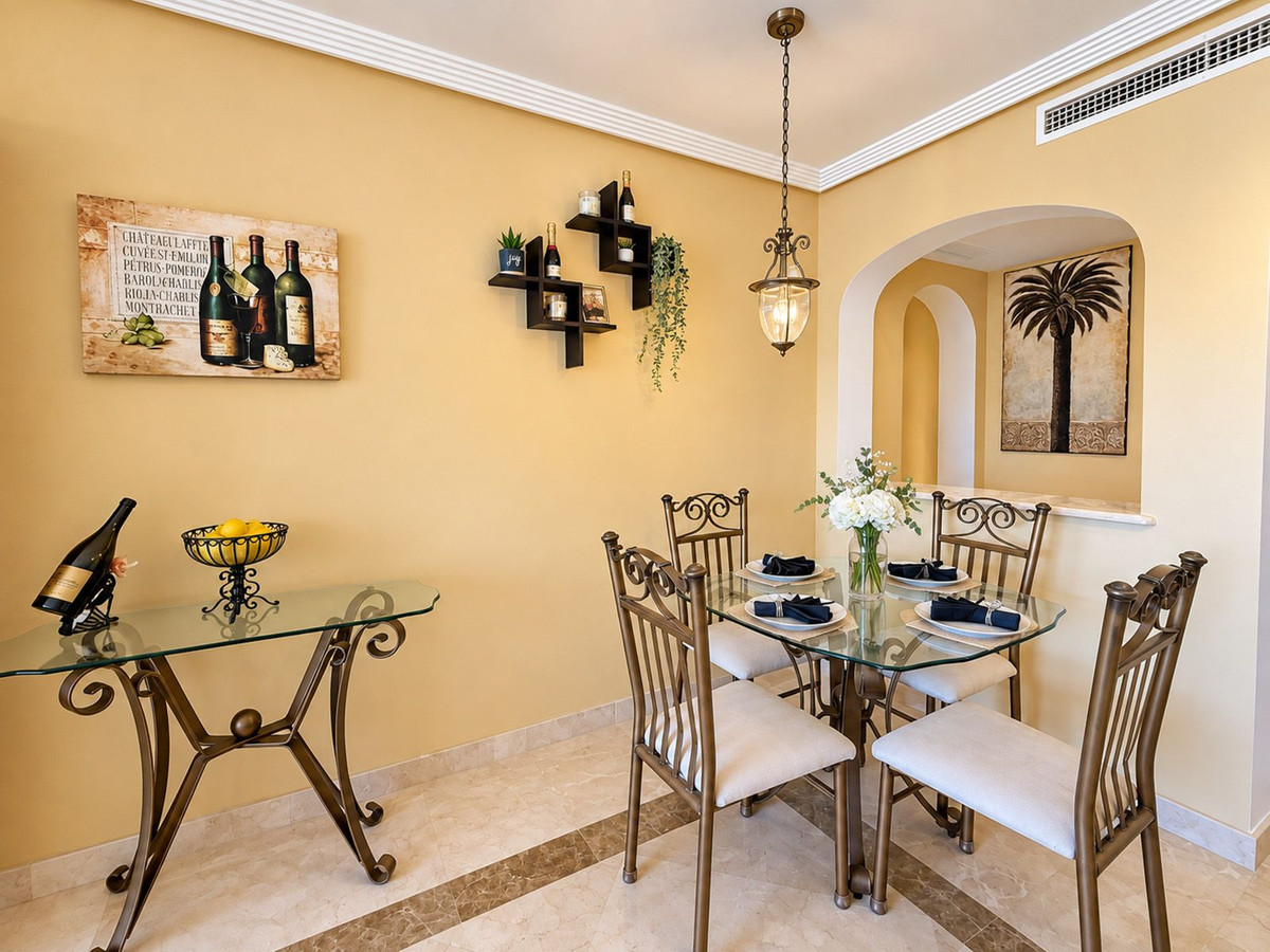 Apartment for sale in Benahavís