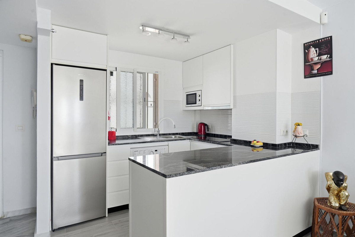 Apartment for sale in Benalmadena