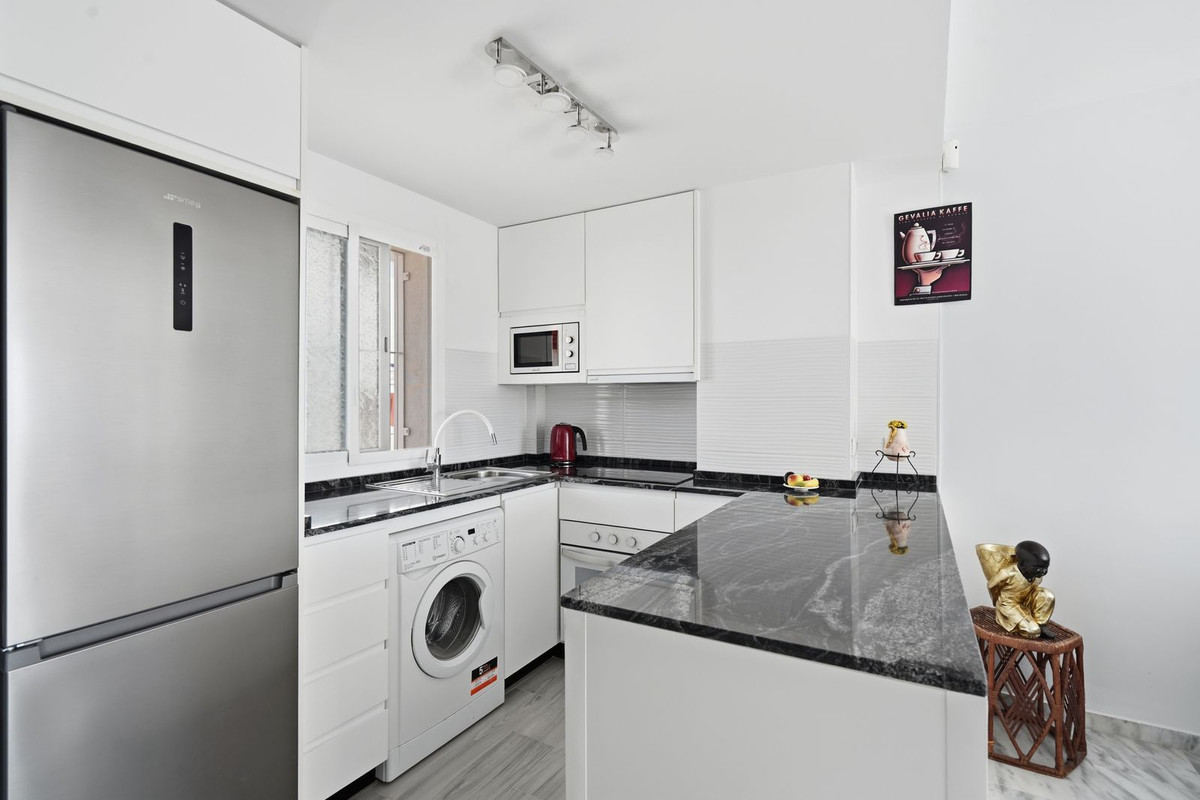 Apartment for sale in Benalmadena