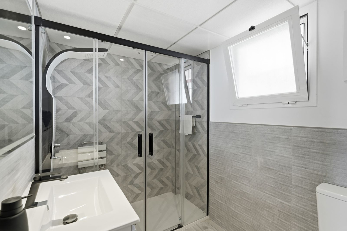 Apartment for sale in Benalmadena
