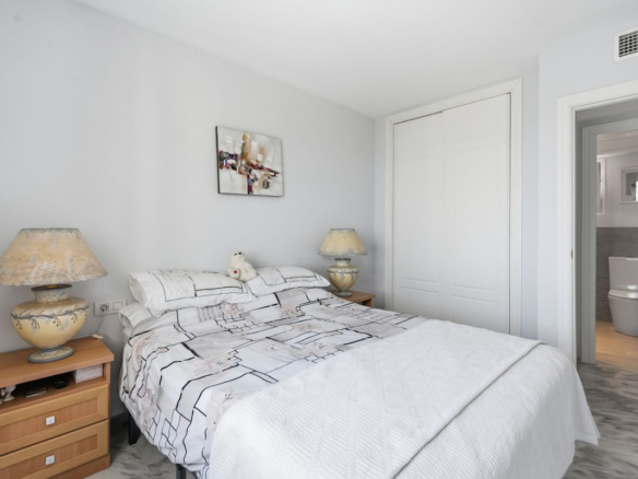 Apartment for sale in Benalmadena