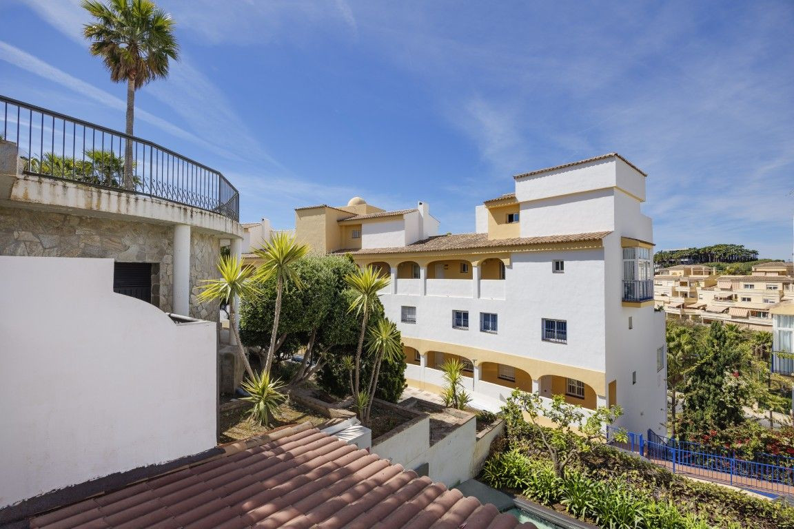 Apartment for sale in Benalmadena