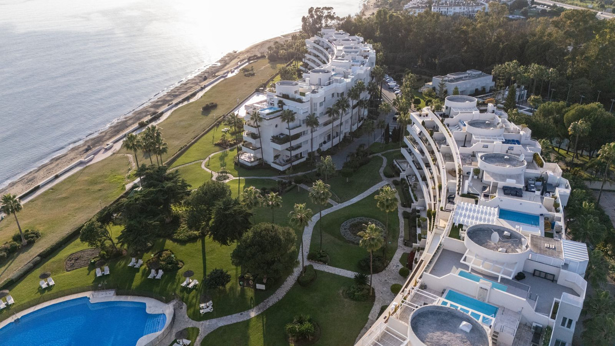 Apartment for sale in Estepona