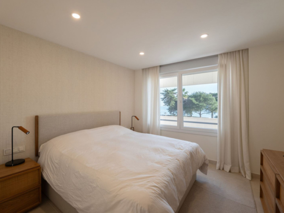 Apartment for sale in Estepona