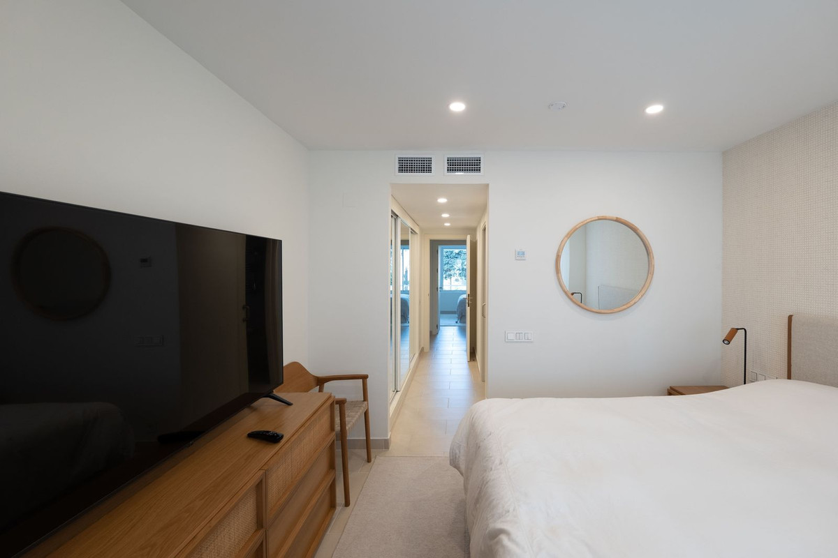 Apartment for sale in Estepona