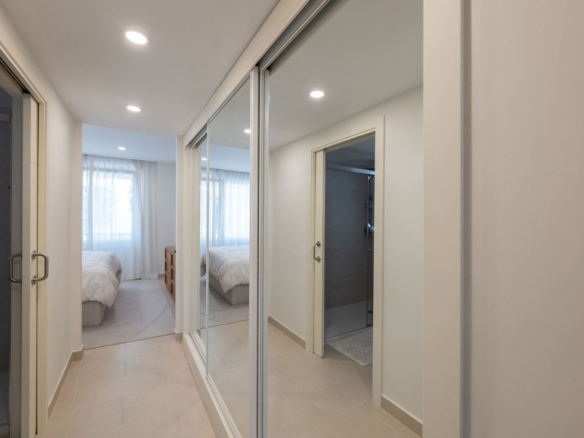 Apartment for sale in Estepona