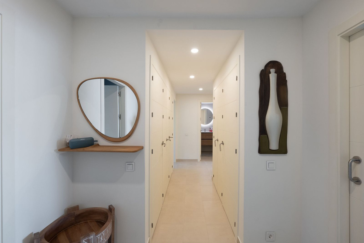 Apartment for sale in Estepona
